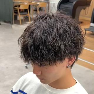 ショート パーマ メンズ メンズパーマ/ 新潟駅/佐藤裕のヘアスタイル
