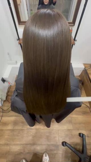 ロング カラー 椎葉 祐也のヘアスタイル