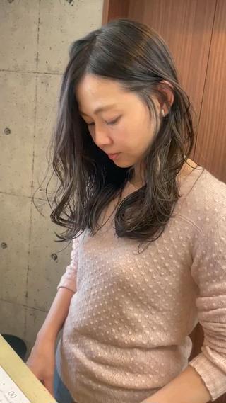 セミロング クオーレ hairのヘアスタイル