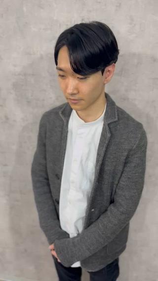 ショート カラー パーマ メンズ 森下 佑大のヘアスタイル