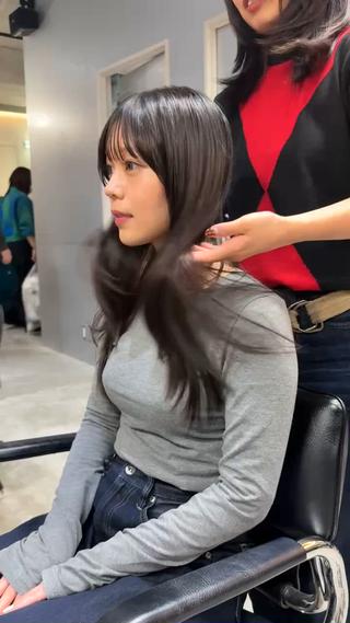 ロング レイヤーカット\ウル フ　chinatsuのヘアスタイル