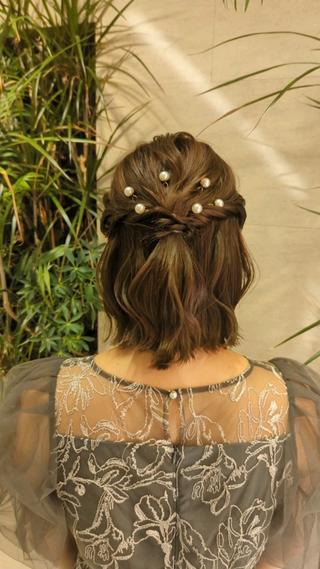 ショート ヘアアレンジ 髪質改善/お呼ば れヘア/透明感カラーのヘアスタイル