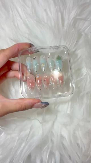 オーダーチップもジェルネイルの料金と同価格です！
ご来店いただける方のみの販売になります‍︎ 