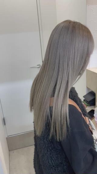 ロング 韓国風レイヤーカット グレージュ/大希のヘアスタイル