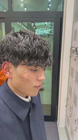 パーマ メンズ fifth 安次富　泰雅のヘアスタイル