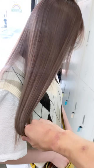 ロング カラー ヘアアレンジ ハイトーン/美髪矯正 🍃大江拓実のヘアスタイル