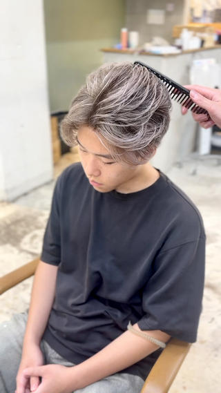 ショート カラー バレイヤージュ/ シャドウルーツ/安室のヘアスタイル