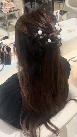 ハーフアップアレンジ
#スーパーロング　#ヘアセット 