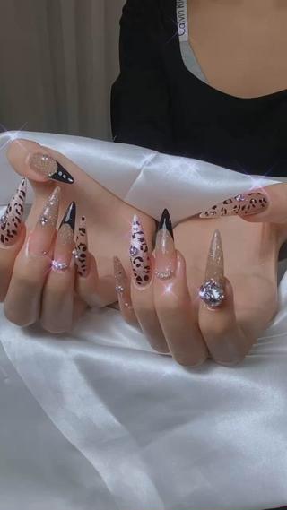 ネイル Rin Nail所属・Rin Nailのネイルデザイン