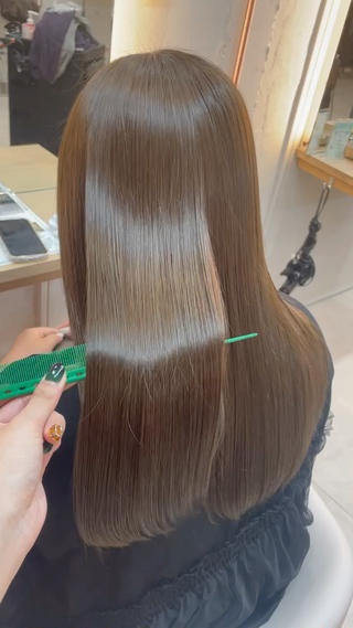 ロング カラー ブリーチ無し透明感 カラー🦕まどかのヘアスタイル
