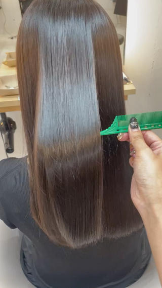 ロング カラー ブリーチ無し透明感 カラー🦕まどかのヘアスタイル