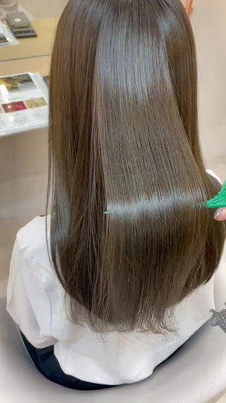 ロング カラー ブリーチ無し透明感 カラー🦕まどかのヘアスタイル