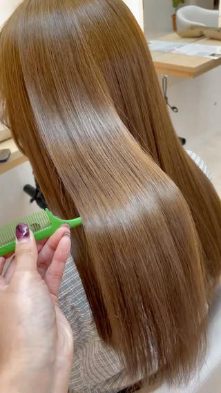 ロング カラー ブリーチ無し透明感 カラー🦕まどかのヘアスタイル