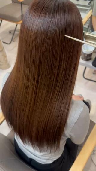 ロング clomus梅田茶屋町店所属・髪質改善特化美容師 酸性ストレート近藤俊のヘアスタイル