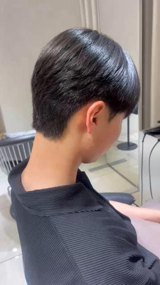 メンズ メンズセンターパート 🇰🇷wakanaのヘアスタイル