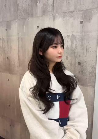 ロング レイヤー・ブリーチ kiyotoshiのヘアスタイル