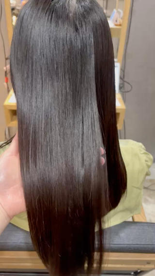 ミディアム bleach所属・池田 寿子のヘアスタイル