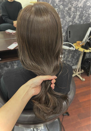 ロング カラー ルレーヴ和田店所属・廣岡 悠愛のヘアスタイル