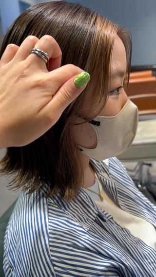さりげないface flamingが可愛い
全体的に赤みを抑えたカラー
 