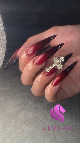ネイル Leo Nailのネイルデザイン