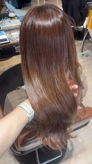 ロング カラー 穂積 未優のヘアスタイル