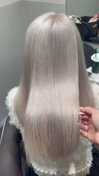 ブリーチありのハイトーンカラー
髪質改善トリートメントをすることで綺麗な状態をキープできます໒꒰ྀི∩˃ ᵕ ˂∩꒱ྀི১ 