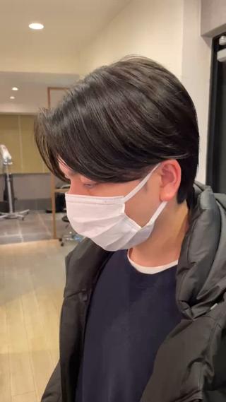 毛流れセンターパート襟足あり 