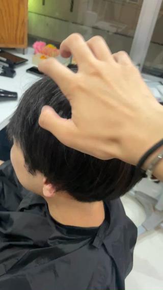 ショート カラー メンズ PERCUT 中島快のヘアスタイル