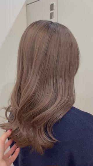 セミロング FENICE on the beach所属・タニ ヒナタのヘアスタイル