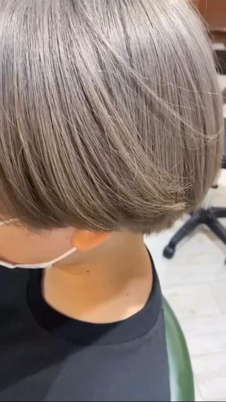 カラー RINA🦋 【韓国風/艶髪】のヘアスタイル