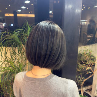 ナチュラルバレイヤージュで派手すぎないオシャレヘア!