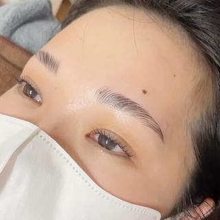 マツエク・マツパ まつげとまゆげのお店carino所属・carino carino.nのマツエク・マツパデザイン