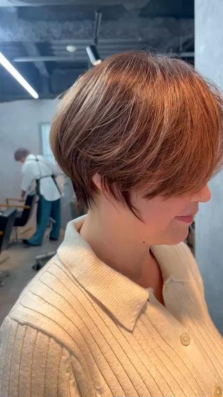 ショート 小山洋次/阪急茨木/ 透明感カラーショートのヘアスタイル