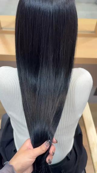 ロング 和泉 心歩のヘアスタイル