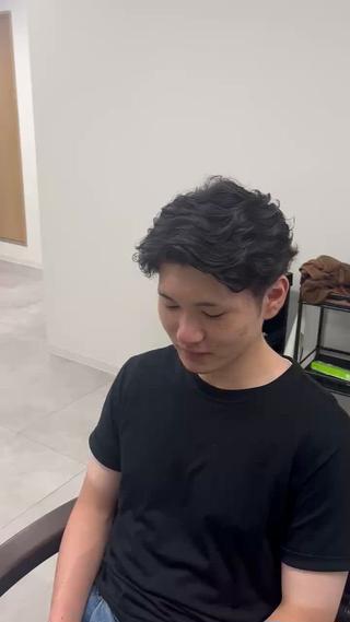 ショート パーマ メンズ 笠原 一唆のヘアスタイル