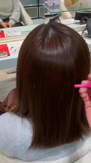 髪の広がりも抑えられるツヤサラ⟡.·⁡縮毛矯正
⁡
トリートメントミスト_アルタイム
⇒髪内部の脂質補修をしてくれるので、パサつきなど気になる方にオススメ ͗ ͗
⁡ 