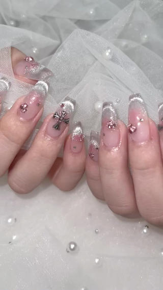 ネイル 🧁fein. nana🩵のネイルデザイン