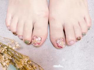 ネイル ♾nail 恵美のマツエク・マツパデザイン