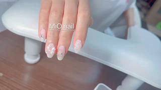 ミオネイル

透明感のあるホワイトニュアンスネイルです、柔らかくて清楚な印象を与えるデザインになっています

本日のネイルの形です

#自宅ネイルサロン
#ネイル東京
#ネイル埼玉
#川口ネイル
#可愛いネイル
#ネイルチップ
#長さだし専門店
#韓国風ネイル
#キラキラネイル
#ラメネイル 