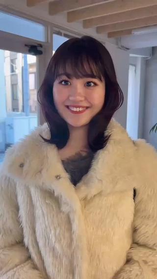 ミディアム 土田 愛友のヘアスタイル