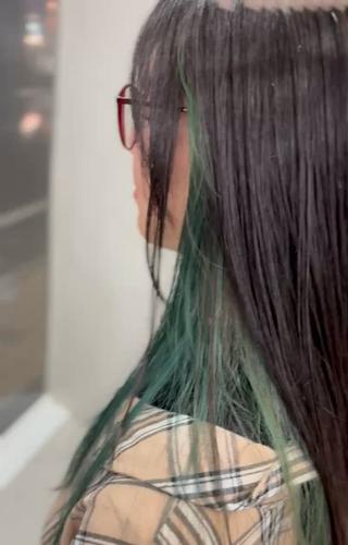 セミロング カラー ブリーチなし透明感 カラー✨横山 佳希のヘアスタイル