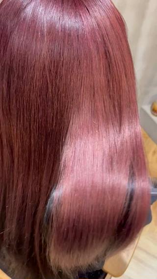 本木下朋花/髪質 改善×ダブルカラーのヘアスタイル