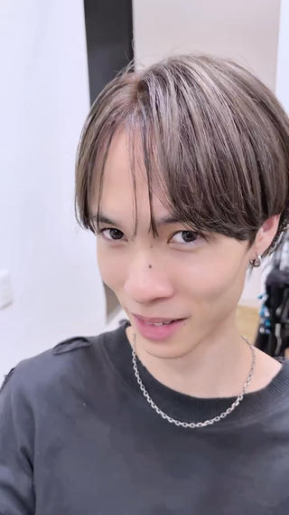 ショート share salon higashi umeda所属・林 時也のヘアスタイル