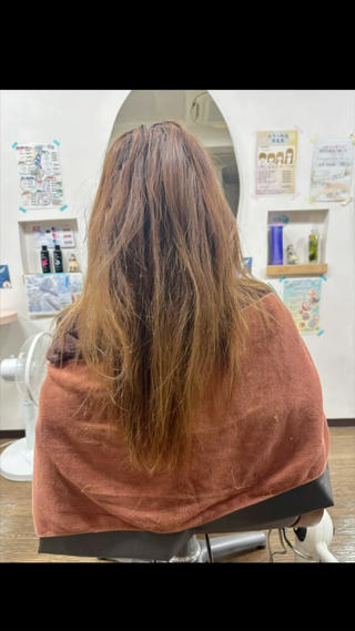 ダメージ毛の方、ムラが気になる方もうるツヤカラーでさらさらに️