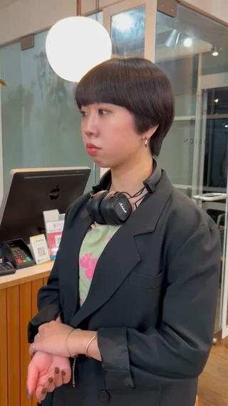 ショート カラー VISION   aoyama所属・かがやしづ ✂️ショートカットのヘアスタイル