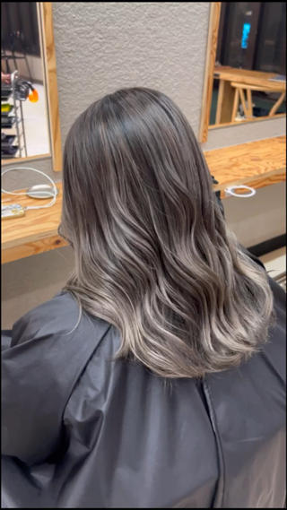 セミロング カラー 💖梅田レイヤー💖 副店長Tsubasaのヘアスタイル