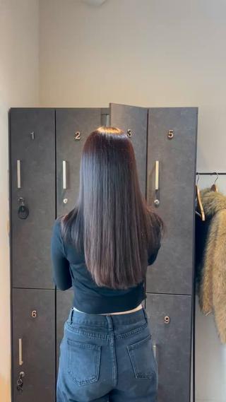 ロング 日比野 紅杏のヘアスタイル
