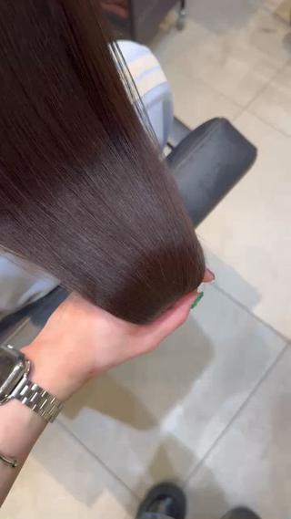 プレミアム縮毛矯正&トリートメントで、お客様の理想のストレートを叶えます