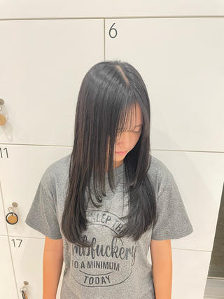 ロング 久保田 優菜のヘアスタイル