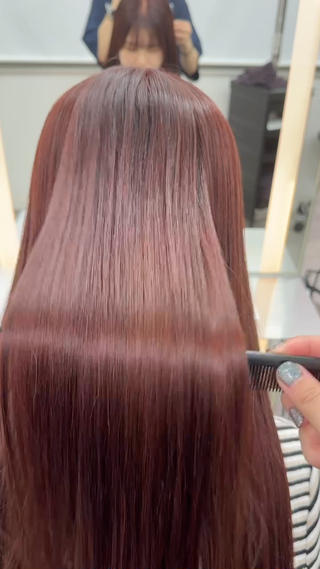 ワインレッド 